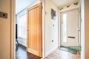 Photo 27- click for photo gallery